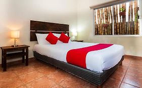 Hotel Puerta De Jade